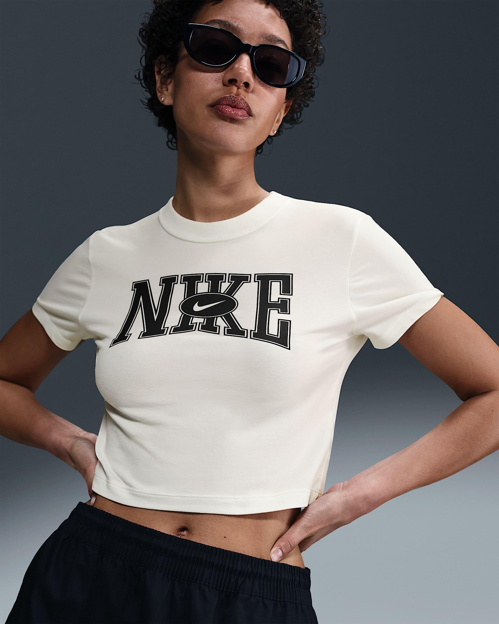 Women's Slim Cropped T-Shirt
